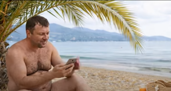 While the wife was hauling heavy grocery bags home and taking care of the children, the husband and his mistress were carefree on the beach! but the vacation came to an abrupt end the very moment a message with photos arrived on his phone, and he froze in horror While the wife was hauling heavy grocery bags home and taking care of the children, the husband and his mistress were carefree on the beach! but the vacation came to an abrupt end the very moment a message with photos arrived on his phone, and he froze in horror